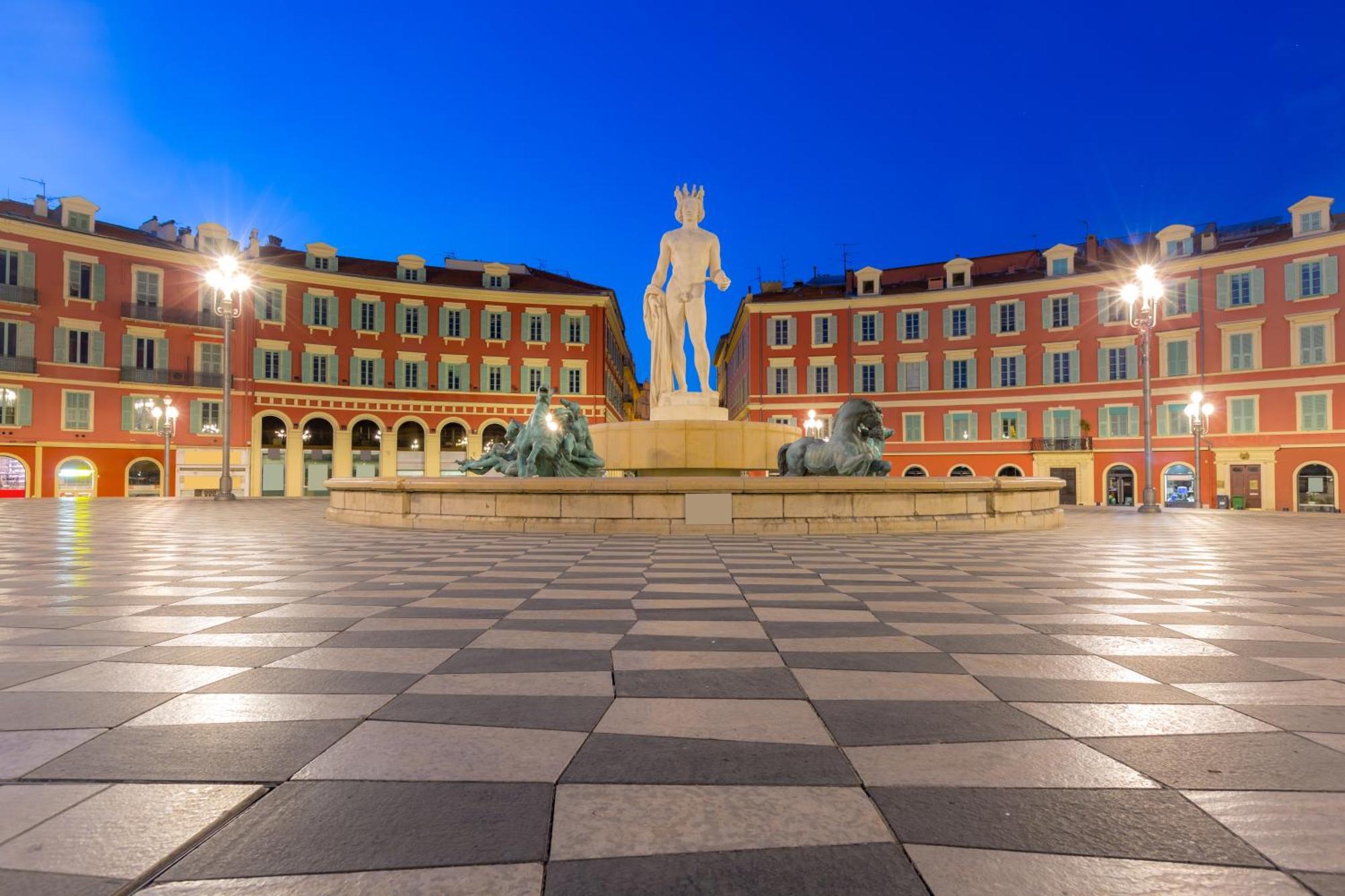 Le 323 Prom - 2 Chambres - Ac - Parking - Tram Et Supermarche Proches - Front De Mer Nice Exterior photo